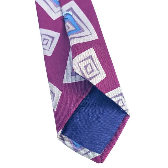 Burberrys of London Tie Silk Oxblood Abstract Pattern Cravat 3.75" Wide NWOT - Picture 10 of 10